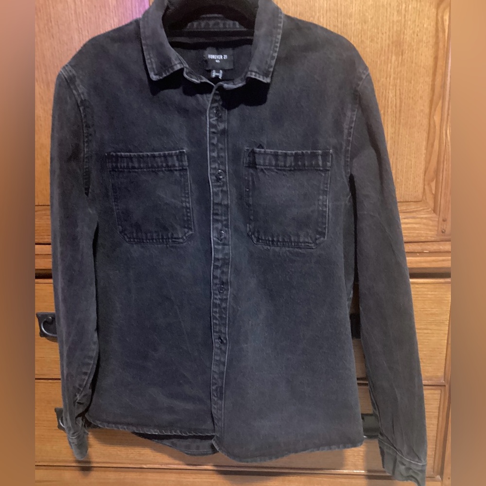 Forever 21 Men’s black washed denim shirt  jacket, XL